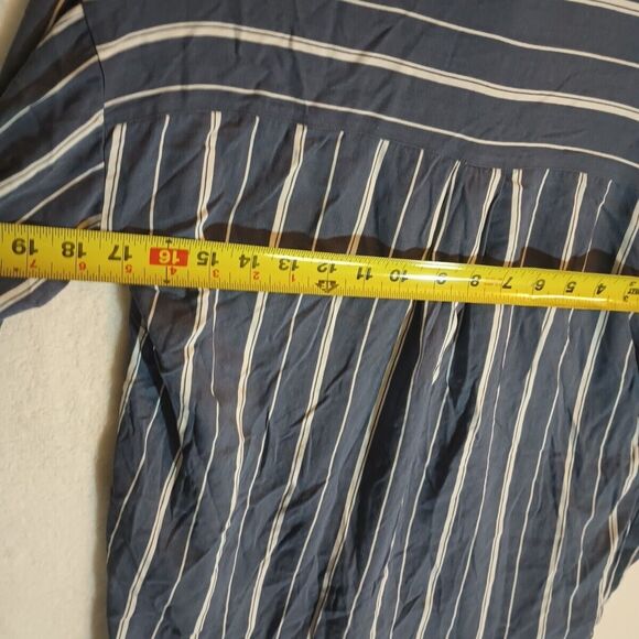 FOREVER 21 Button Down Long Sleeve Blue Striped Casual Shirt Women's Size Small - Picture 9 of 9